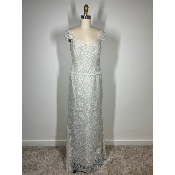 Badgley Mischka Dresses & Skirts - Badgley Mischka Beaded Lace Cap‎ Sleeve Wedding Gown Evening Dress 8 Bridal